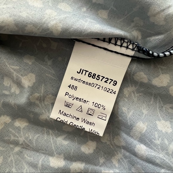 SHEIN | Floral flouncy sleeve dress - Picture 13 of 13